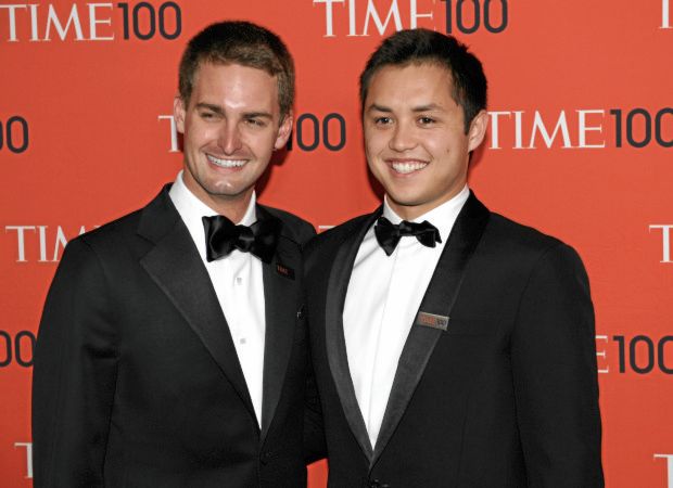 Die Snapchat-Mitbegründer Evan Spiegel (links) und der Filipino-Amerikaner RobertMurphy. —AFP